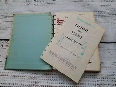Betty Crocker&rsquo;s Good & Easy Cook Book 1954 1000 recipes 256 pages 1st Edition