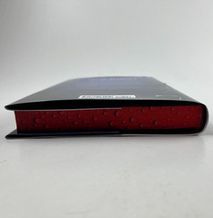 Freida McFadden « The Intruder » Hard Cover (A #1 New York Bestselling Author)