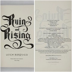 Shadow & Bone / Grisha trilogy – Leigh Bardugo (1st edition 1st print HC set)
