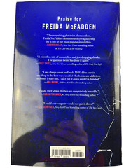 Freida McFadden « The Intruder » Hard Cover (A #1 New York Bestselling Author)
