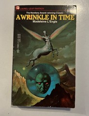 A Wrinkle in Time by Madeleine L&rsquo;Engle 1976 vintage paperback Stranger Things