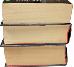 Stephenie Meyer&rsquo;s Twilight Saga: New Moon, Eclipse & Breaking Dawn, 2 HC, 1 PB