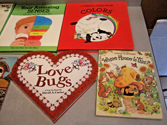 7 CHILDREN&rsquo;S BOOKS LOVE BUGS, WHOSE HOUSE, AMAZING SENSES, CLOCK SHOP, 10 IN
