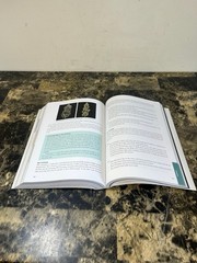CANNABIS GROWER&rsquo;S HANDBOOK: A COMPLETE GUIDE By Ed Rosenthal – Good Condition