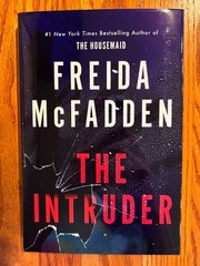 THE INTRUDER Freida McFadden Deluxe hardcover edition