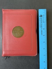 The Holy Quran Arabic Zipper Faux Leather 7.0 »x 5.5 » (Colors May Vary)