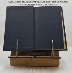 Meet Kamala Harris BY Hence, Nia Mulyasari, Winda [Premium Leather Bound]