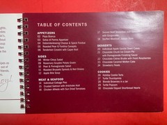 KOWALSKI&rsquo;S MARKETS SIGNATURE RECIPES 30 PAGES 8X6 IN. CHRISTMAS BAKING COOKBOOK