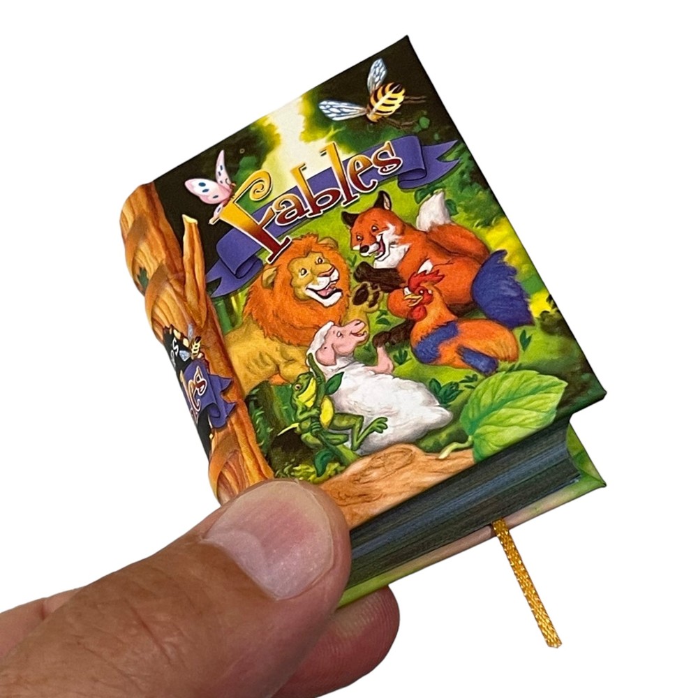 new Aesop&rsquo;s Fables mini book 2.60&Prime; H hardcover Illustrated 435 pages great gift
