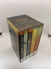 Madeleine L&rsquo;Engle A Wrinkle In Time Quintet 5 Book Box Set Academia Whimsigoth