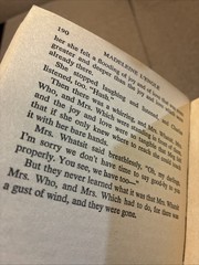 A Wrinkle in Time by Madeleine L&rsquo;Engle (Paperback, 1976)Dell Laurel Leaf Fantasy