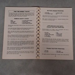 Sue&rsquo;s Kitchen Cookbook Jonesboro Arkansas Restaurant 1989 Edition 76 Pages