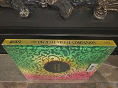 WICKED The Official Visual Companion Target Exclusive (Hardcover) NEW #0273