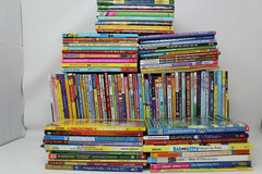 Bulk/Huge Lot of 100 of Children&rsquo;s Kids Chapter Books – Random – Free Shipping!