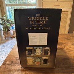 The Wrinkle in Time Quintet Boxed Set of 5 Books By Madeleine L&rsquo;Engle