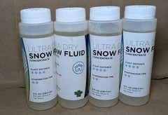 !4PK! Froggy&rsquo;s Flakes Snow Machine Fluid Concentrate, 8 fl. oz, Ultra-Dry Indoor