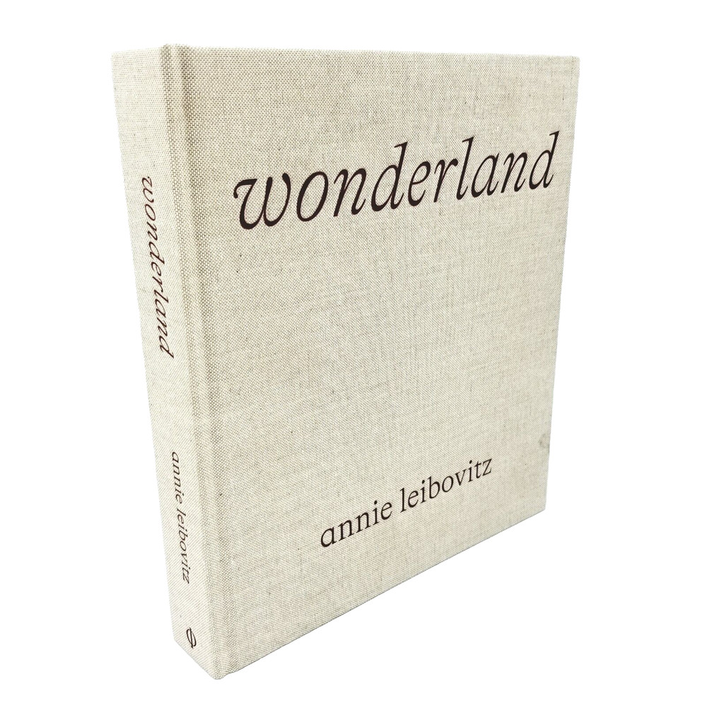 Wonderland by Annie Leibovitz -2021 Edition with publisher&rsquo;s insert