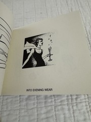 The Scarf Paperback Picture Book Scarves Fashion Illustrated 6×8 Inches English