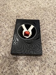 Twilight by Stephenie Meyer – Signed Collector&rsquo;s Edition Hardcover Slipcase