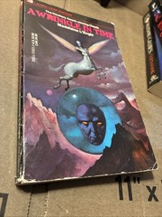 A Wrinkle in Time by Madeleine L&rsquo;Engle (Paperback, 1976)Dell Laurel Leaf Fantasy