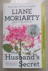 The Husband&rsquo;s Secret : A Novel by Liane Moriarty (Paperback) Brand New