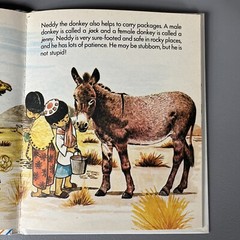 Vintage Preschool Press Hardcover « Animal Tales », Good Condition