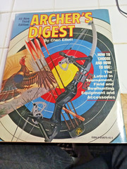 Archer&rsquo;s Digest by Cheri Elliott (Third Edition), 1982, 288 pages,