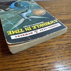 A Wrinkle in Time by Madeleine L&rsquo;Engle 1976 PB Dell Laurel Leaf STRANGER THINGS