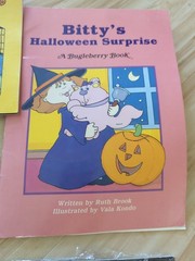 Scholastic Lot of 8 Illustrated Children&rsquo;s Paperback Halloween Books Ages 4-8