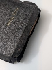 Vintage Holy Bible Illustrated With the Words of Christ Printed in Red (1940&rsquo;s)