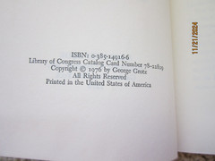« The Fun of Refinishing Furniture » 1976 Grotz 244 pages ISBN 0-385-14916-6