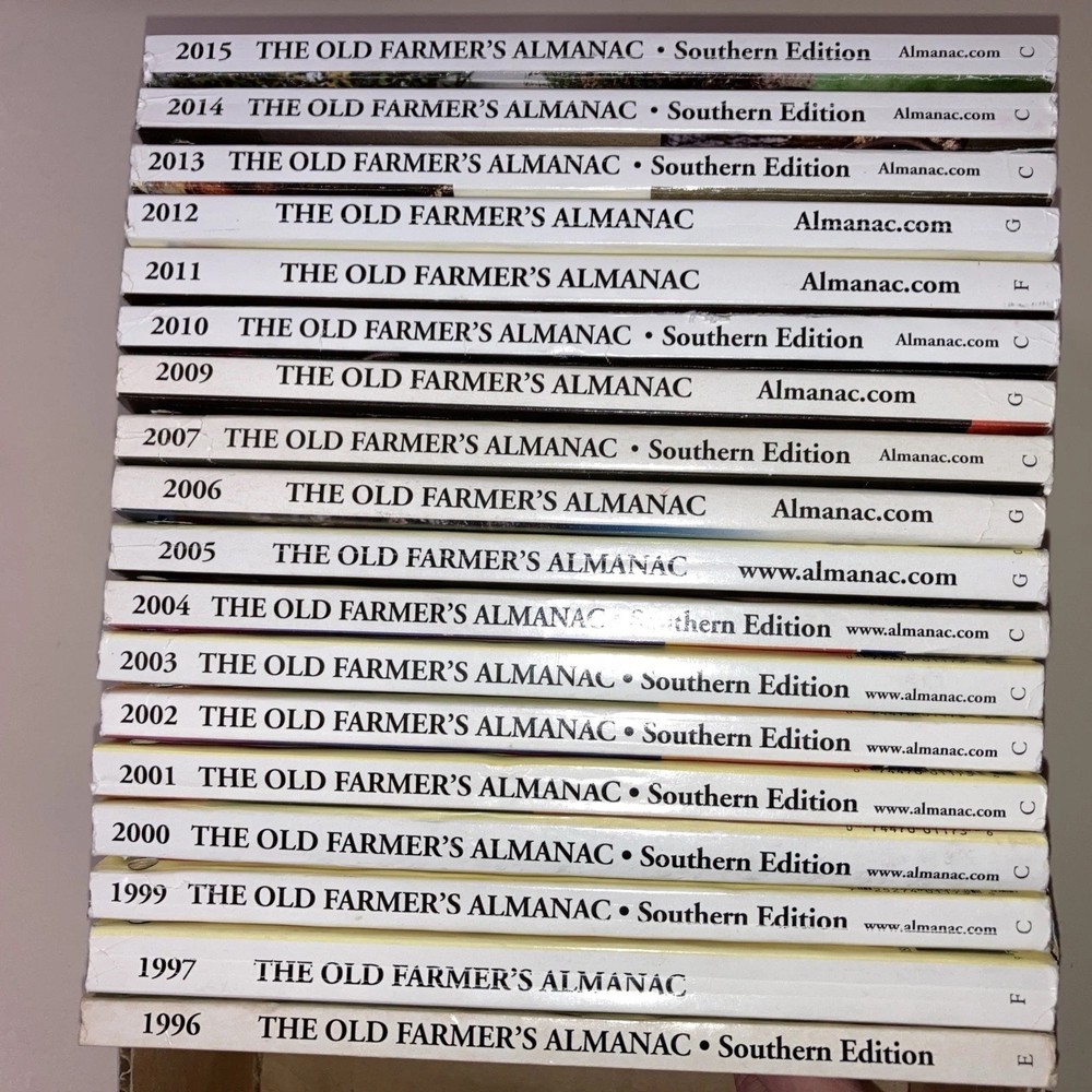 Old Farmer&rsquo;s Almanac lot of 18 years SC Robert Thomas Weather & Southern Edition