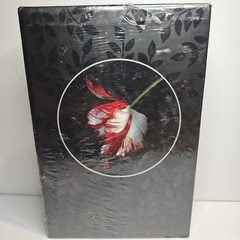 New Moon by Stephenie Meyer Collector&rsquo;s Edition Deluxe Slipcase Cloth Cover
