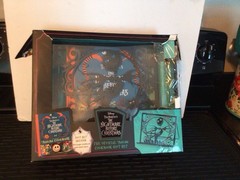 Tim Burton&rsquo;s The Nightmare Before Christmas: The Official Cookbook Gift Set Read
